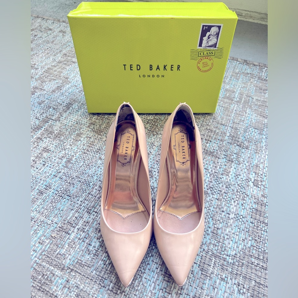Ted Baker Pumps!